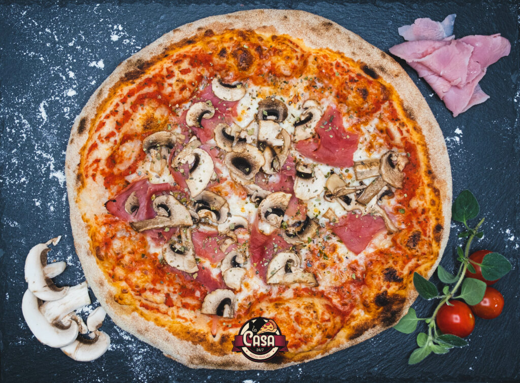 Pizza jambon champignons